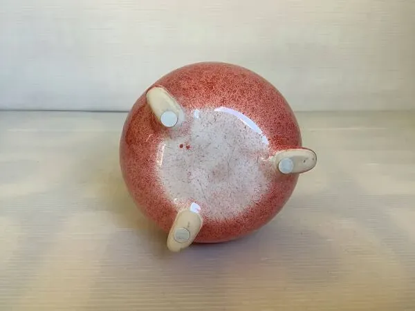 Illustration numéro 3 du produit Petit vase boules billes multicolores tripode