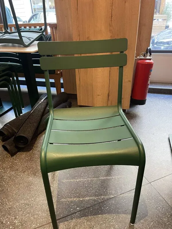 Illustration numéro 3 du produit Chaise Fermob  vertes / chaises du Luxembourg