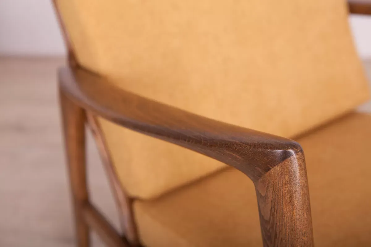 Illustration numéro 3 du produit Fauteuil 300-139 par Swarzędzka Furniture Factory, années 1960