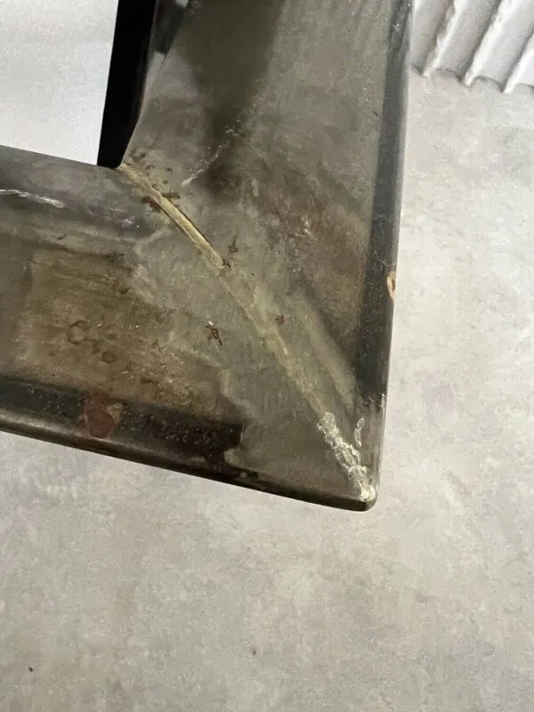 Illustration numéro 3 du produit Canapé funky (récemment rembourré)