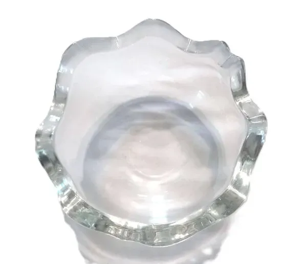 Illustration numéro 3 du produit Bonbonnière en verre  du designer mickael bang pour holmegaard