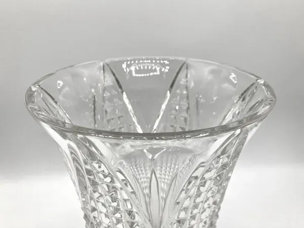 Illustration numéro 3 du produit Vase ''Sonia'' • Collection Luxval • VAL SAINT LAMBERT • 1935 • Verre pressé