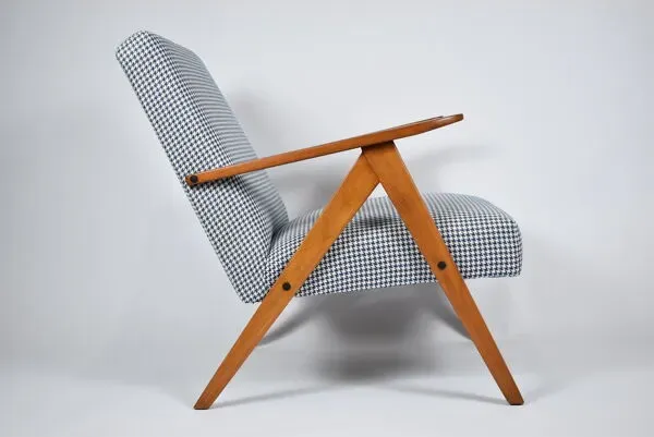 Illustration numéro 3 du produit Fauteuil original vintage 60s, édition VAR, entièrement restauré, tissu de poule, élégant