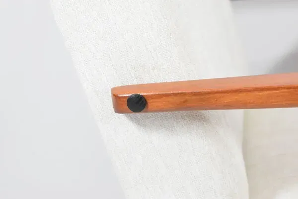 Illustration numéro 3 du produit Fauteuil scandinave vintage, années 1960