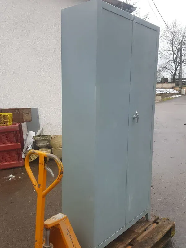 Illustration numéro 3 du produit Armoire métal tolix x Pauchard