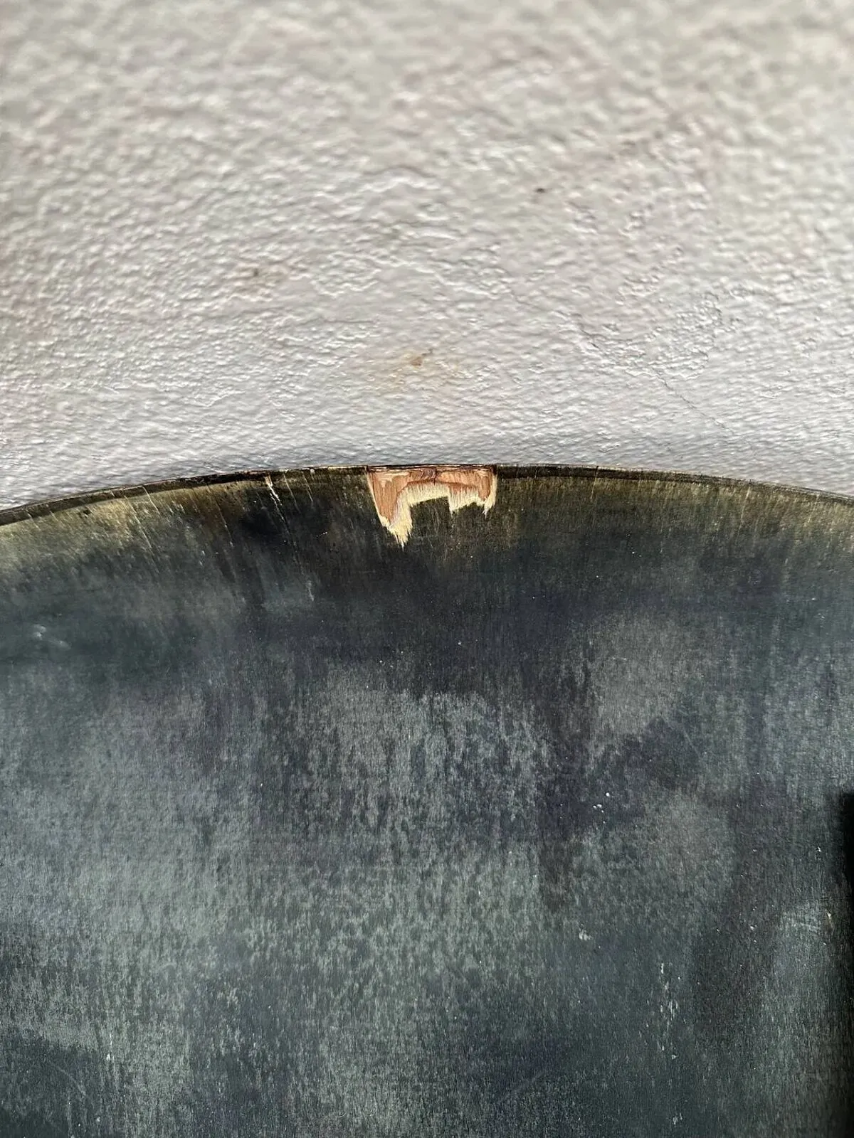 Illustration numéro 3 du produit 2 chaises style industriel en bois et métal