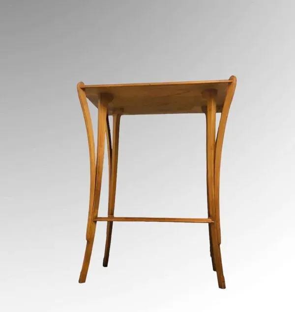 Illustration numéro 3 du produit Table Gueridon art nouveau Ecole de Nancy Louis Majorelle