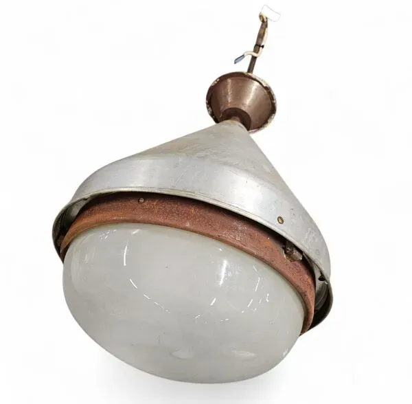 Illustration numéro 3 du produit Grande suspension industrielle en aluminium, années 1970, hauteur 55 cm