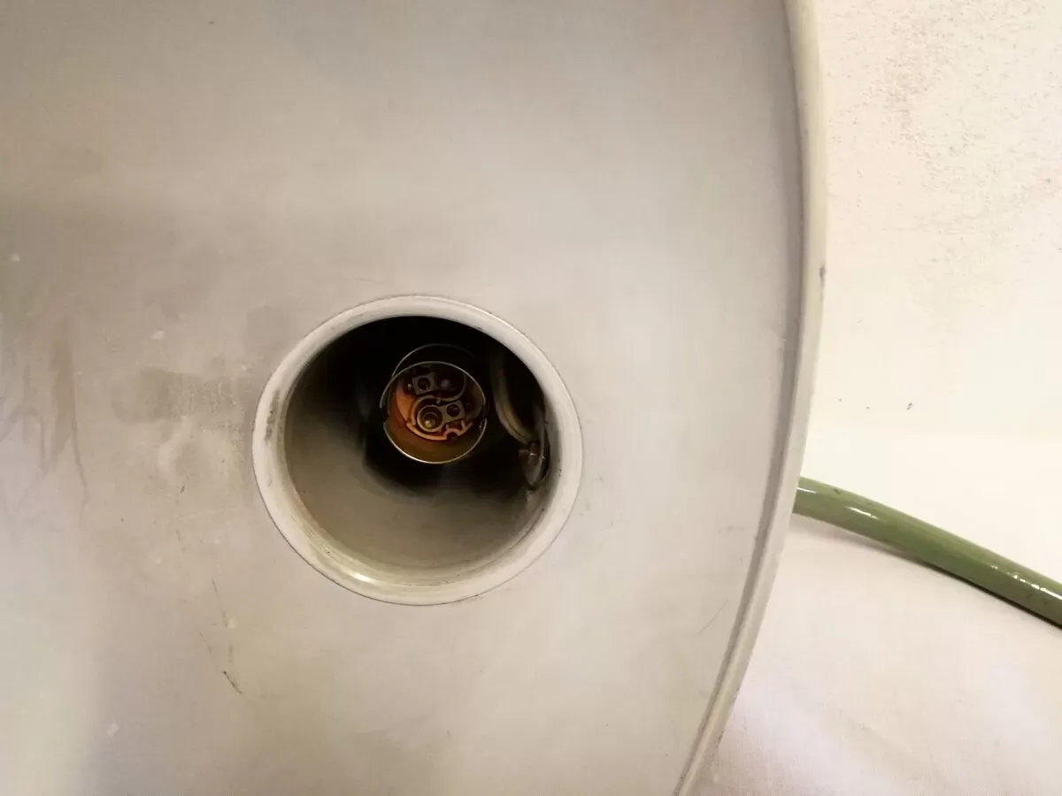 Illustration numéro 3 du produit Lampe de bureau articulée industrielle