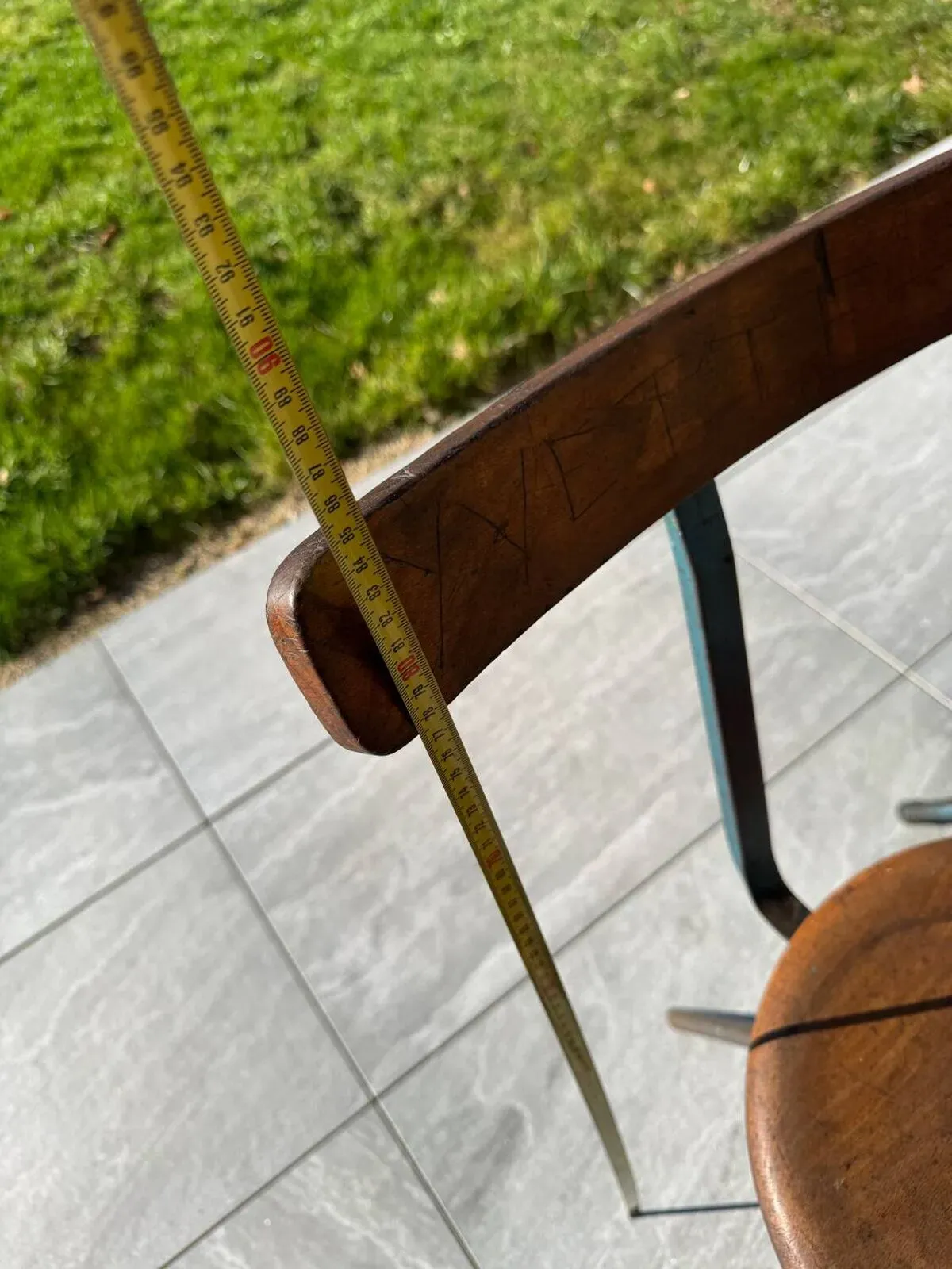 Illustration numéro 3 du produit 3 tabourets d'atelier industriels, années 50-60