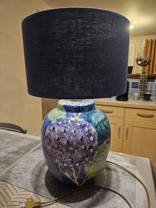 Illustration numéro 3 du produit Lampe a poser