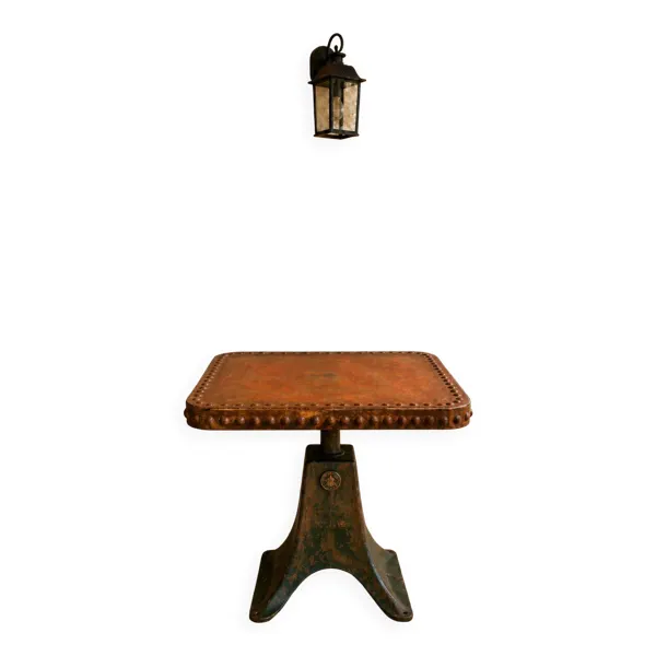 Illustration numéro 3 du produit Table industrielle J. Schmid Tours Paris