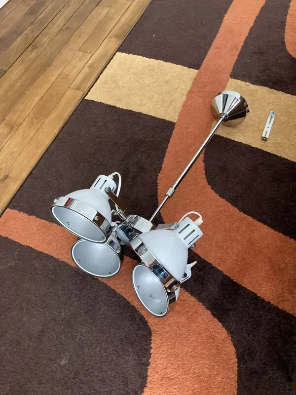 Illustration numéro 3 du produit Suspension vintage réglable à 4 spots orientables – blanc & chrome