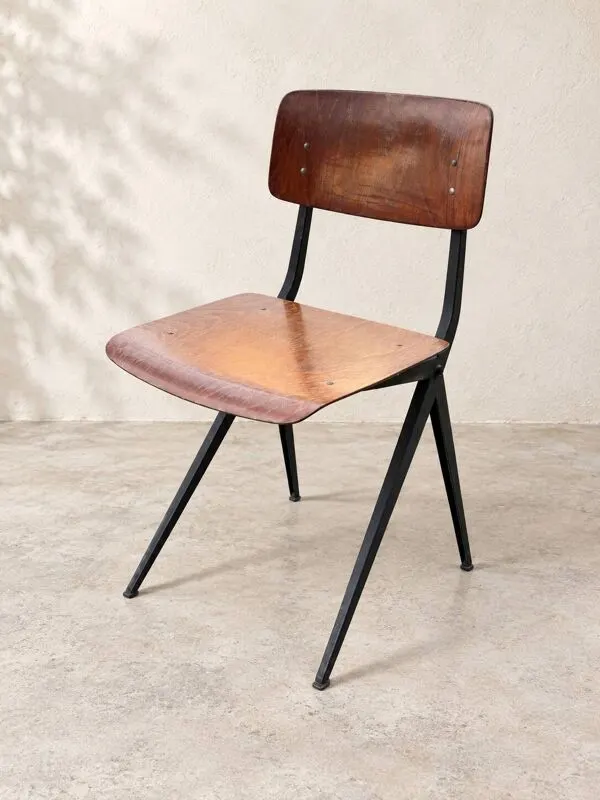 Illustration numéro 3 du produit Chaise Marko vintage en contreplaqué et métal noir – années 50/60
