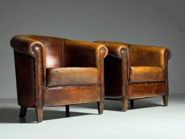 Illustration numéro 3 du produit Fauteuil club en peau de mouton 2x classique