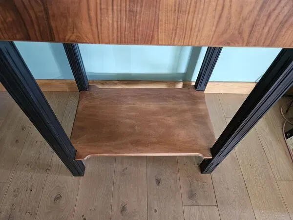 Illustration numéro 3 du produit Table d'appoint