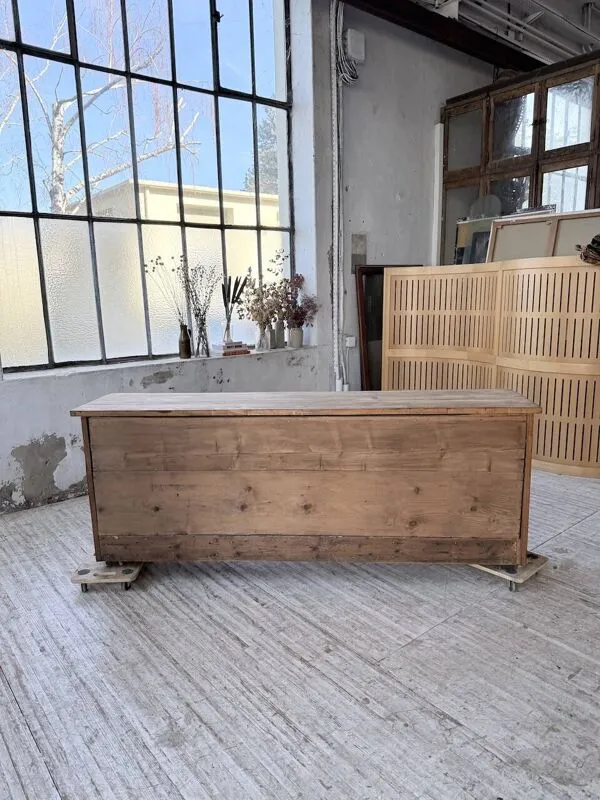 Illustration numéro 3 du produit Meuble de métier 1950 en pin