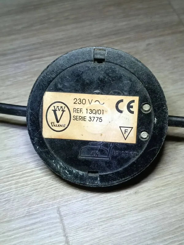 Illustration numéro 3 du produit Lampadaire en laiton par Jacques Adnet pour Valenti 1960