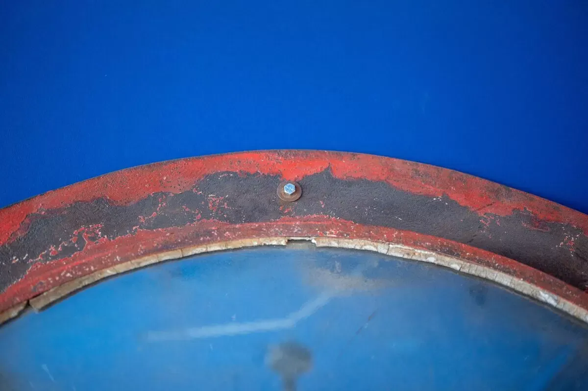 Illustration numéro 3 du produit Miroir convexe tchèque industriel, années 1960 - 135cm