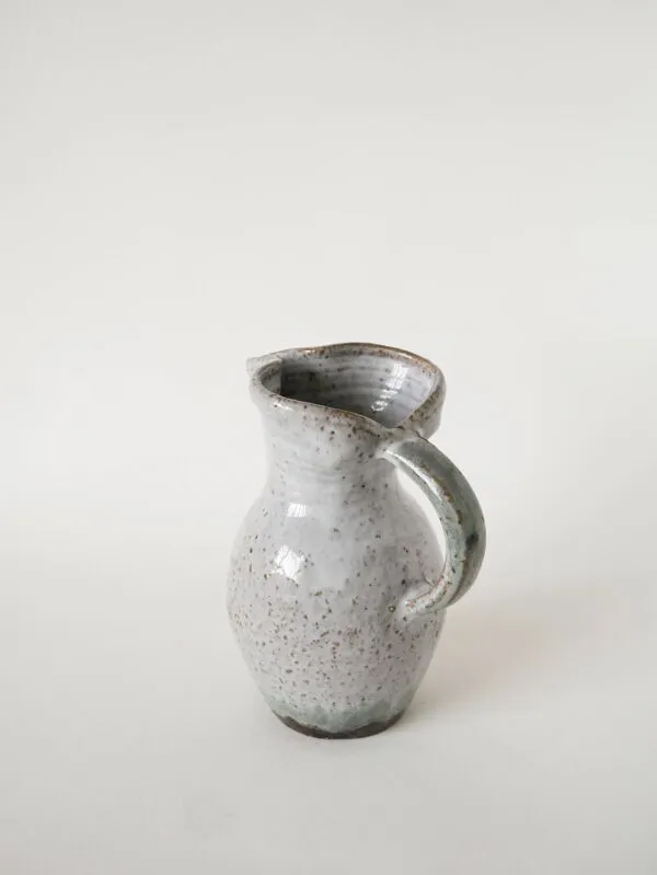 Illustration numéro 3 du produit Grand pichet en grès vernissé, Gris clair, 1970
