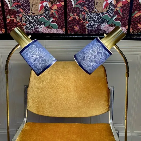 Illustration numéro 3 du produit Paire de grandes lampes industrielles modulables 1950.