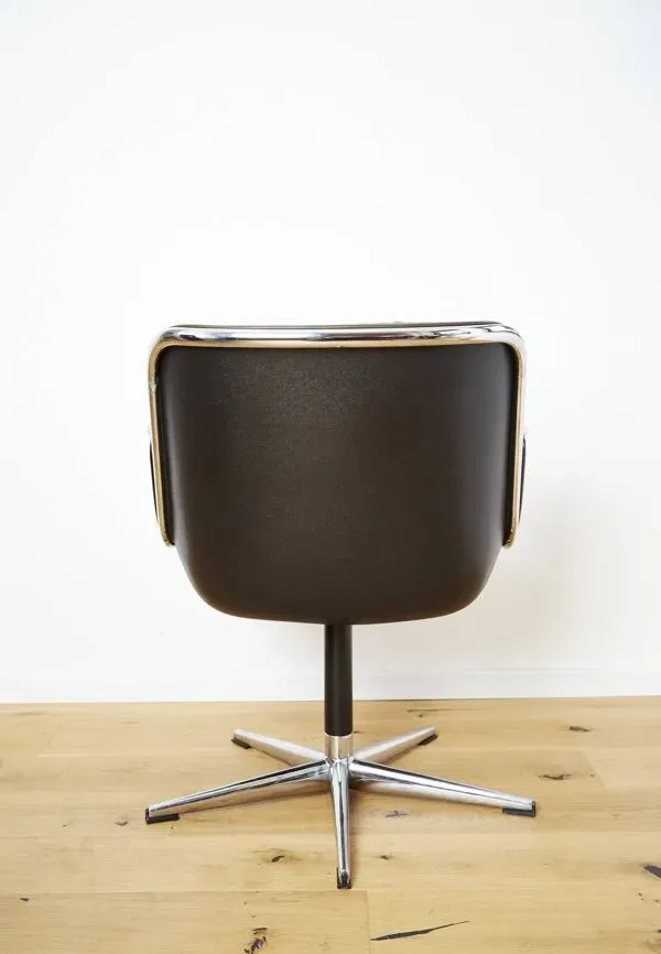 Illustration numéro 3 du produit Charles Pollock ''Executive Chair'' for Knoll International