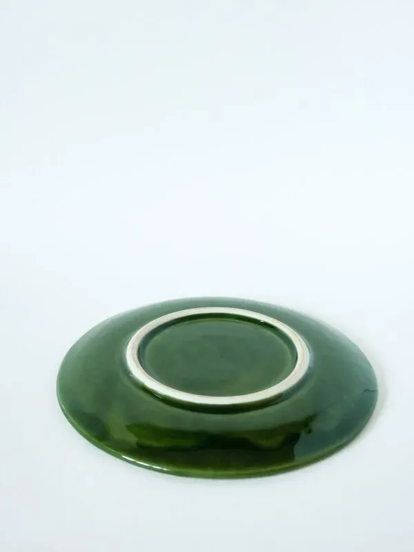 Illustration numéro 3 du produit Petit plat en barbotine modèle ''Chou'', vintage