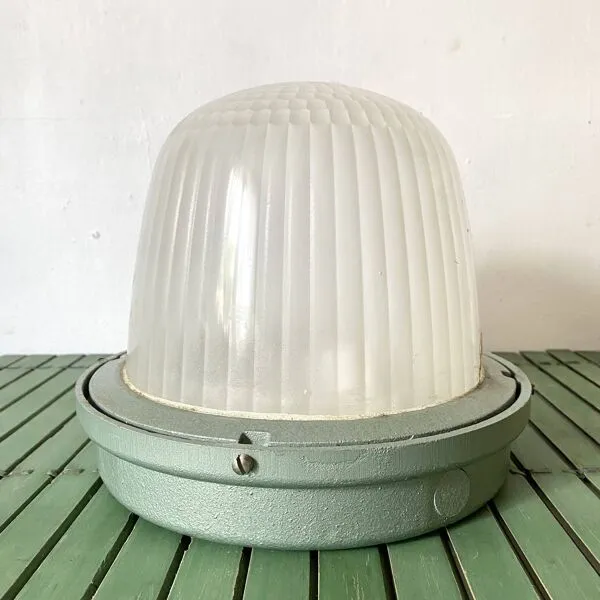 Illustration numéro 3 du produit Plafonnier industriel holophane CE 200