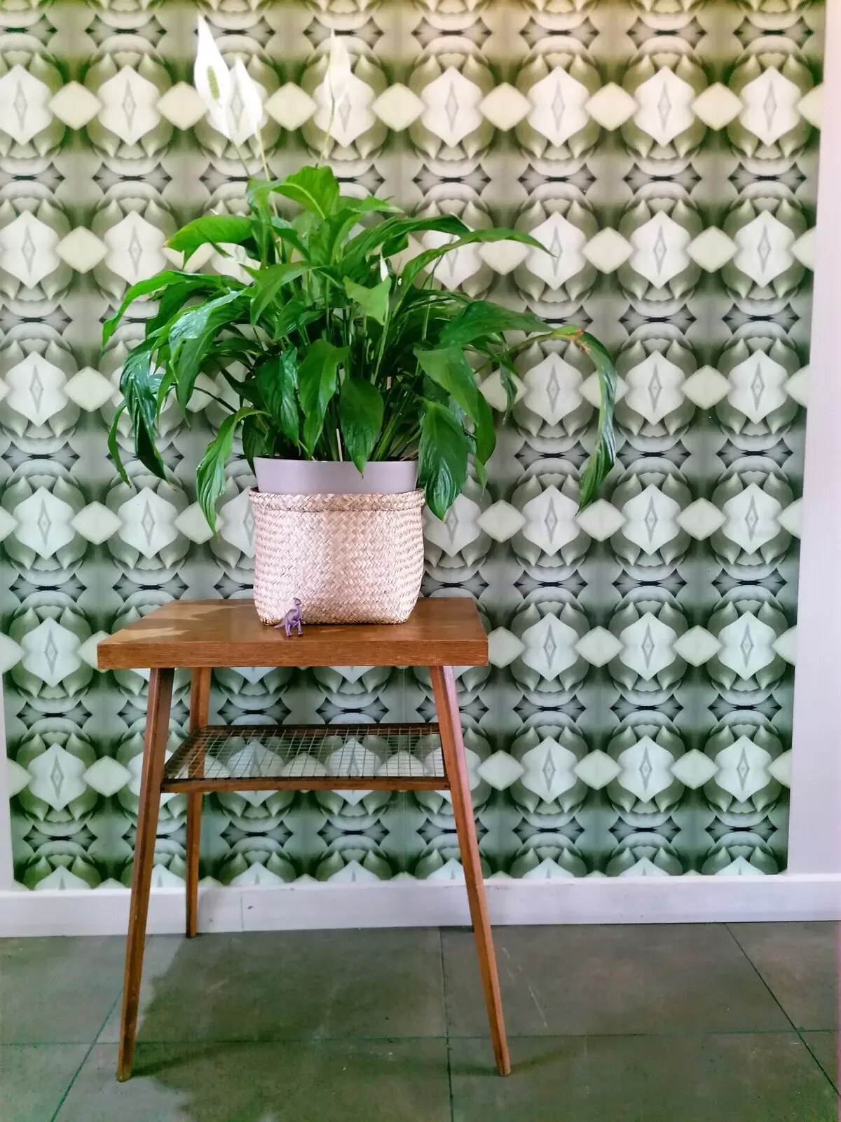 Illustration numéro 3 du produit Table basse vintage, d'appoint, tchèque, Dřevopodnik Holešov