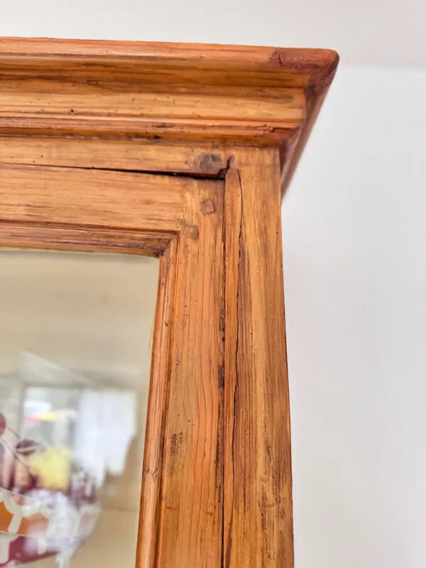 Illustration numéro 3 du produit Vitrine ancienne, petit vaisselier, bibliothèque ancienne vitré