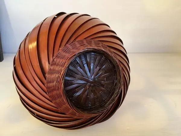 Illustration numéro 3 du produit Grand vase ikebana bambou