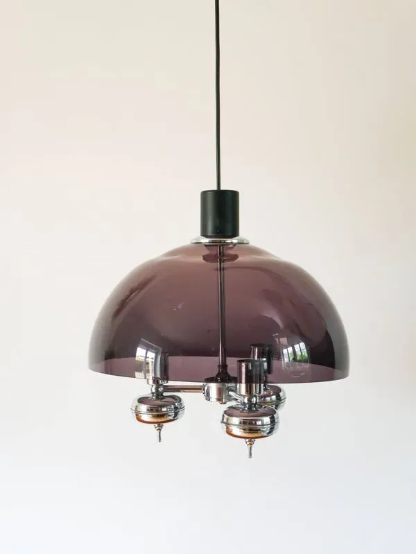 Illustration numéro 3 du produit Lustre trois branches en plexi fumé et chrome, Space Age, 1970