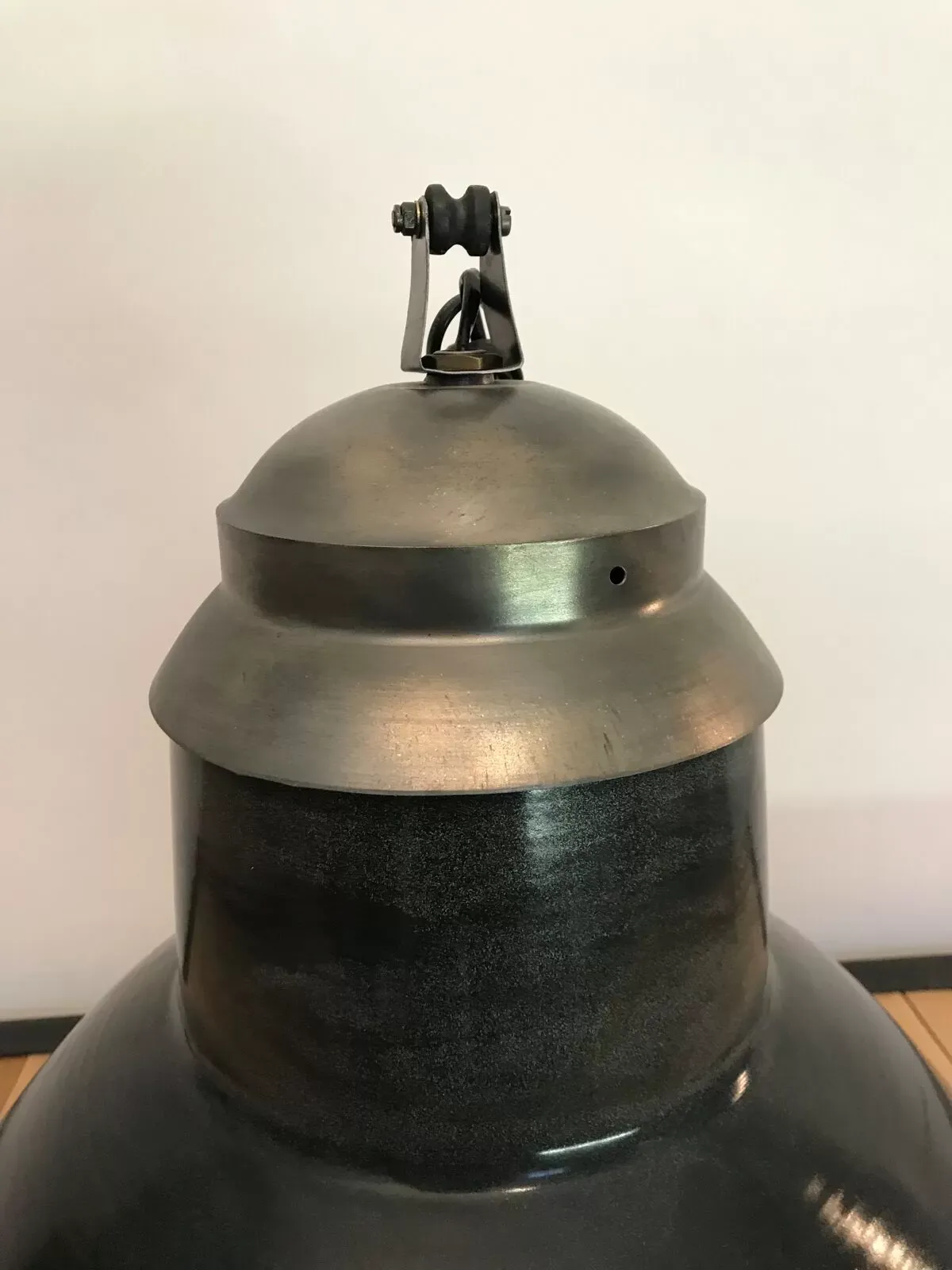 Illustration numéro 3 du produit Suspension d’atelier tôle émaillée