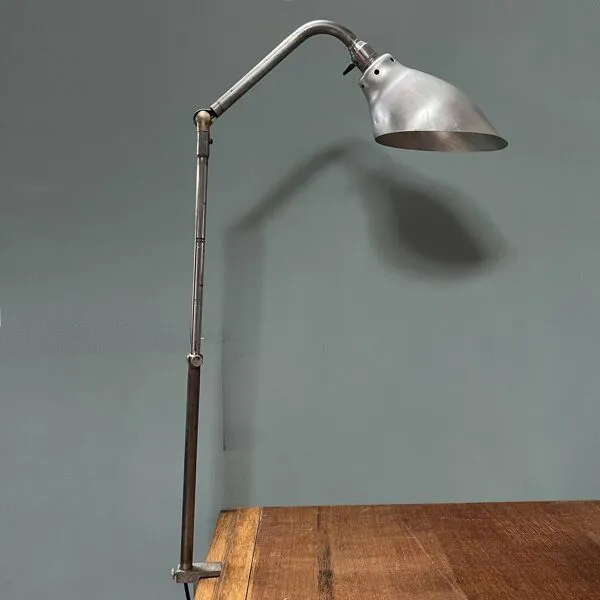 Illustration numéro 3 du produit Lampe d'atelier KI-E-KLAIR