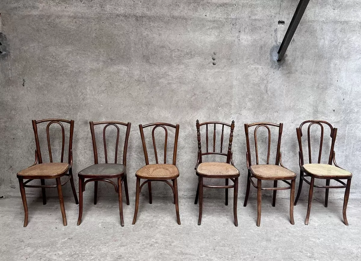 Illustration numéro 3 du produit Série de 6 chaises bistrot cannée