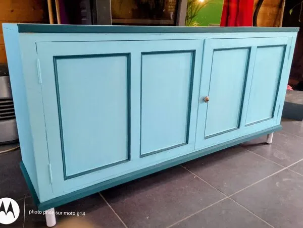 Illustration numéro 3 du produit Meuble bas à casiers rénové