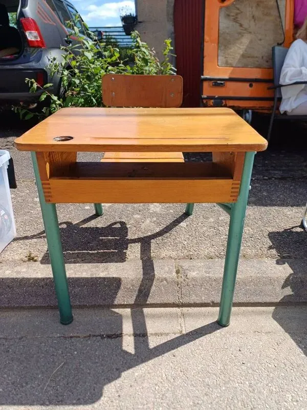 Illustration numéro 3 du produit Pupitre