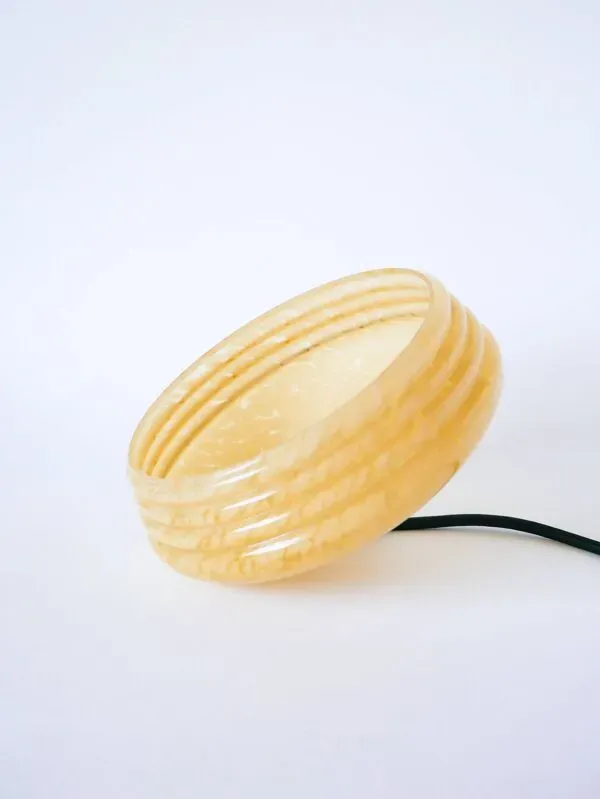 Illustration numéro 3 du produit Suspension en verre Clichy jaune, 1930