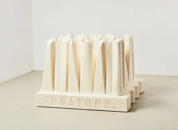Illustration numéro 3 du produit Chaise Pratone par Giorgio Ceretti, Pietro Derossi et Ricardo Rosso en 1971 pour Gufram Italie