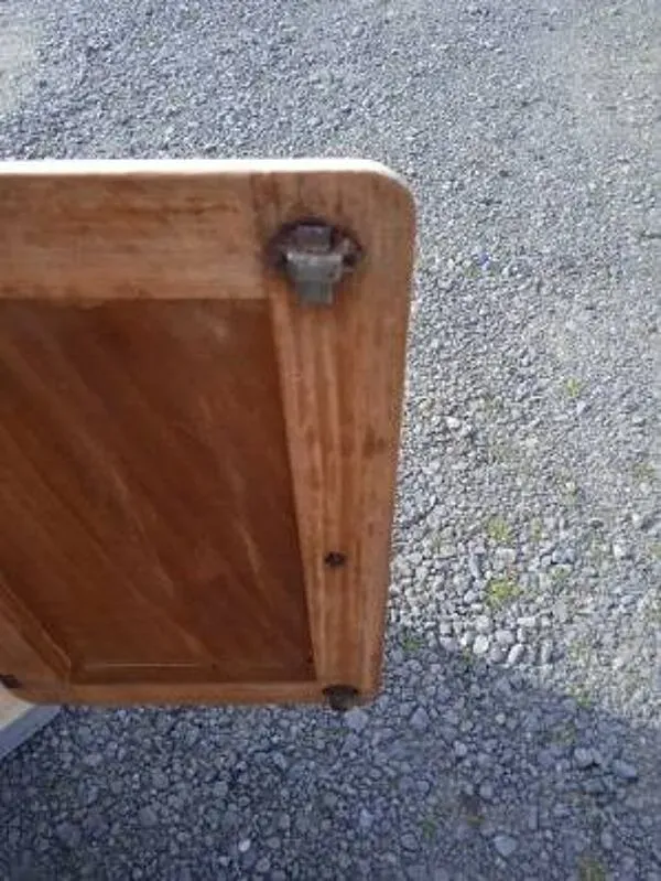 Illustration numéro 3 du produit Buffet Parisien asymétrique