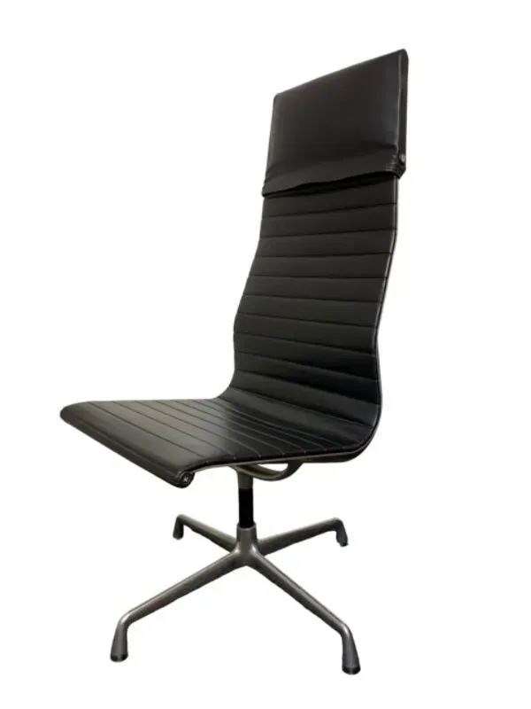 Illustration numéro 3 du produit Fauteuil EA119 de Charles & Ray Eames édition Vitra de 2002