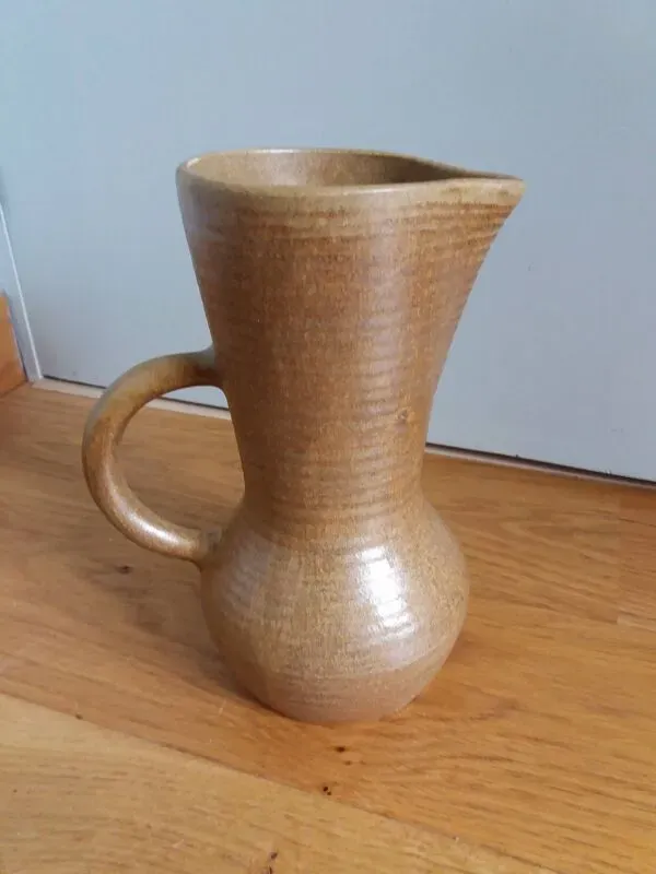 Illustration numéro 3 du produit Pichet en grès Digoin