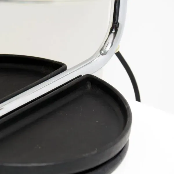 Illustration numéro 3 du produit Paire de lampes de table ''GUM'' modèle Molin. Italie, années 1970.