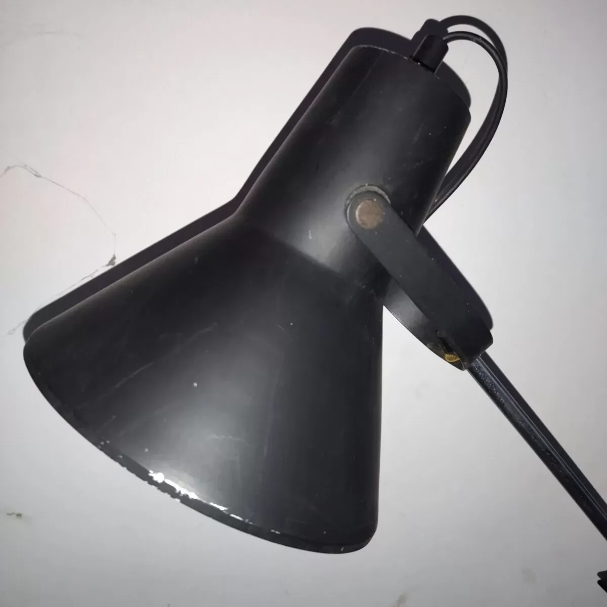 Illustration numéro 3 du produit Lampe articulée Ikea vintage