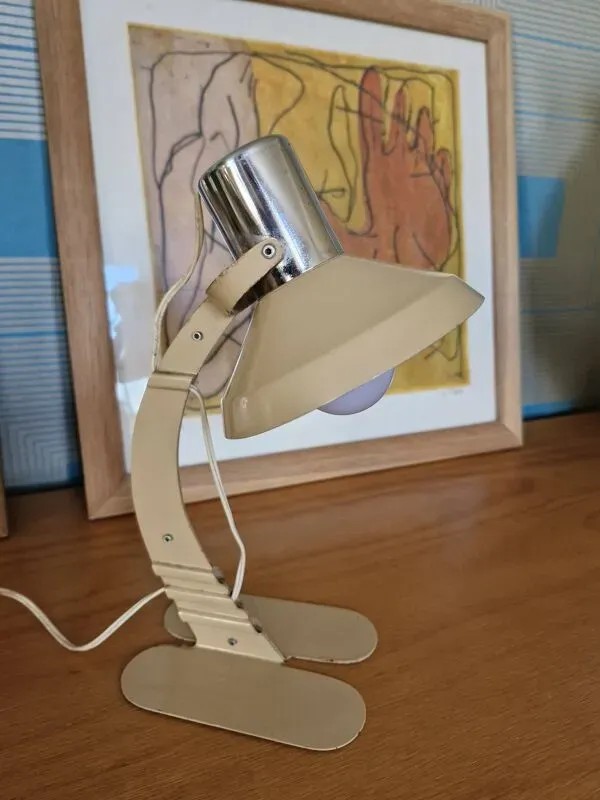 Illustration numéro 3 du produit Lampe de bureau moderniste années 50