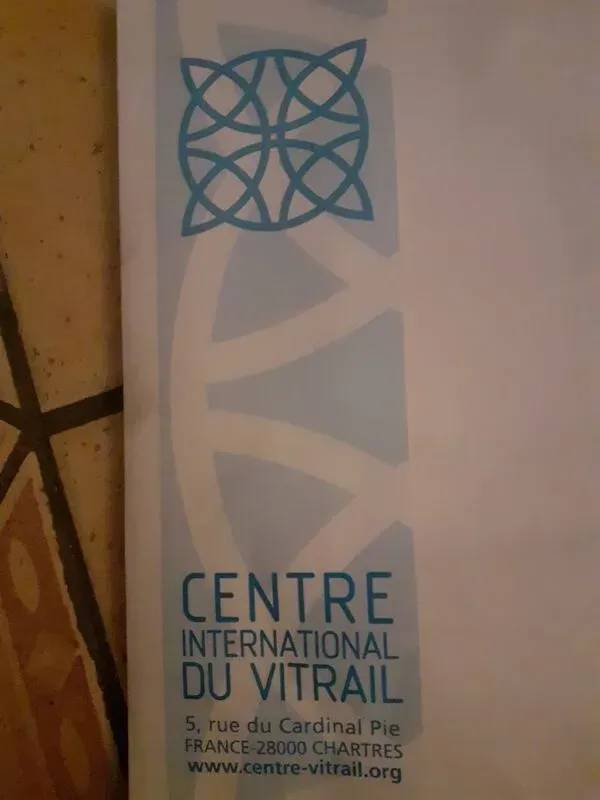 Illustration numéro 3 du produit Vitrail contemporain