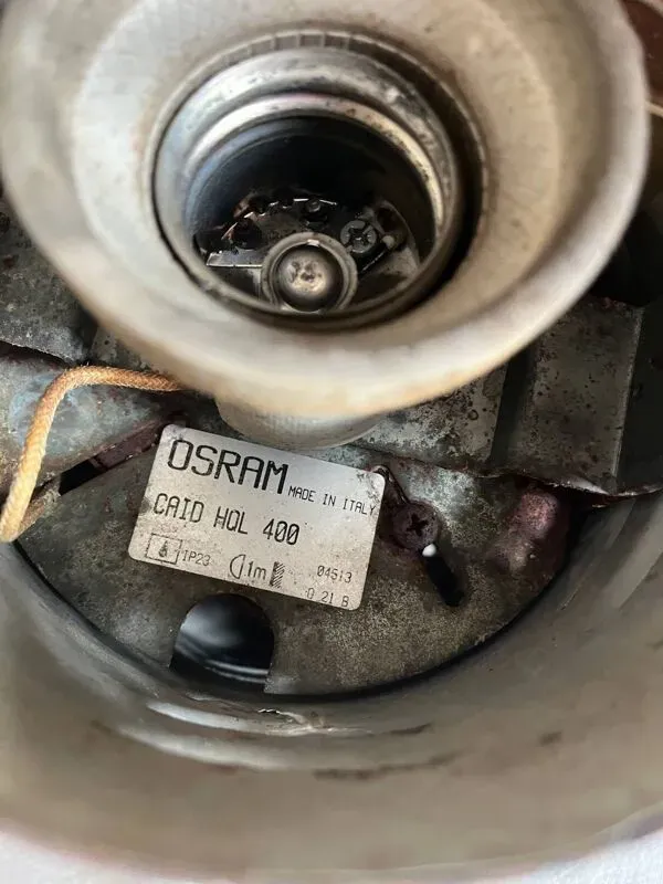 Illustration numéro 3 du produit Rare suspension industrielle Osram HQL – grand réflecteur aluminium 53