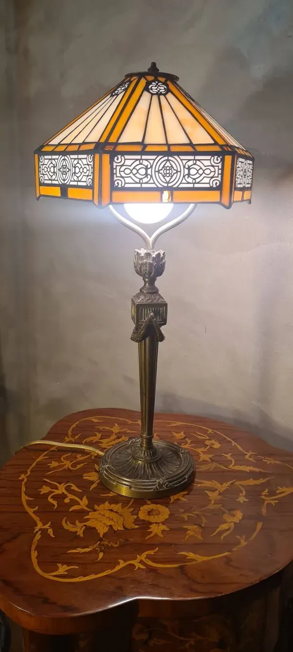 Illustration numéro 3 du produit Lampe pied bronze 19e