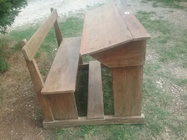 Illustration numéro 3 du produit Banc d'école, 2 places