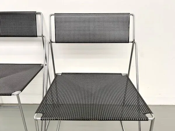 Illustration numéro 3 du produit Série de 6 chaises Nuova X-Line, 1977